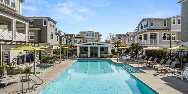 1182 Winslow Lane