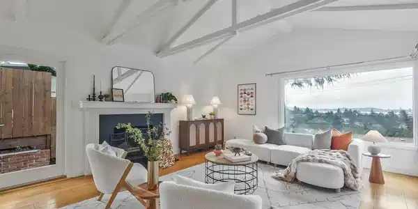 24 Cabrillo Pl