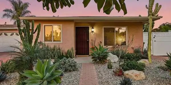 102 Magdalena Drive