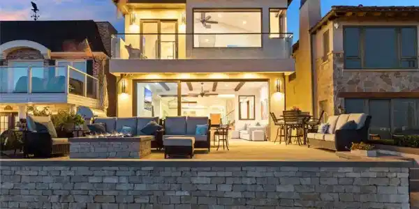 310 E Oceanfront