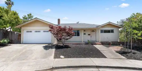 24836 Canyon View Ct