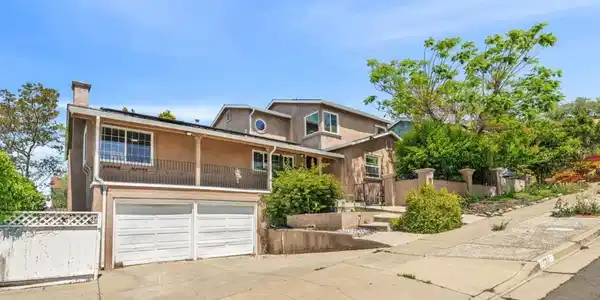 722 Gleneagle Avenue