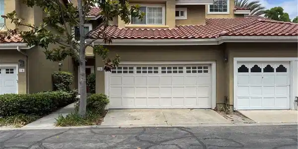16 Matisse Circle