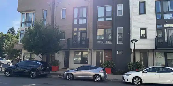 39161 Declaration St
