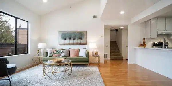 281 Hackamore