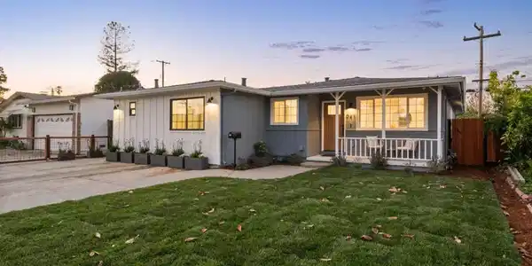 941 Amador Avenue