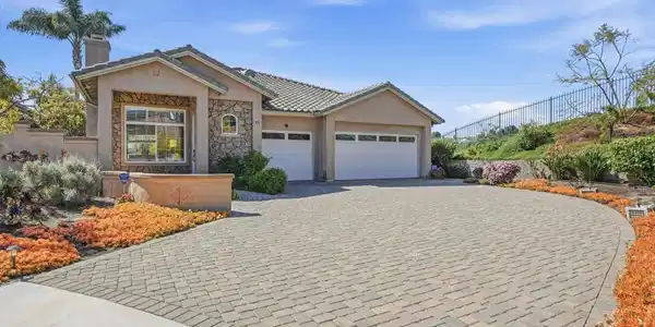 917 ANATRA CT
