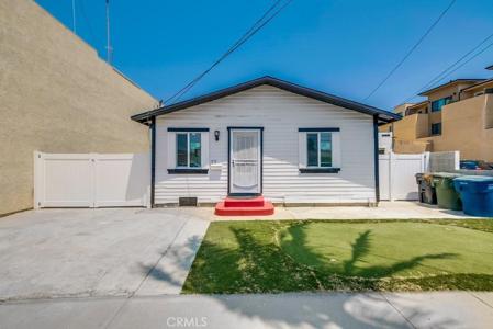 25016 Narbonne Avenue