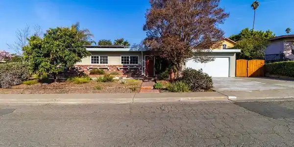 208 Los Gatos Ave