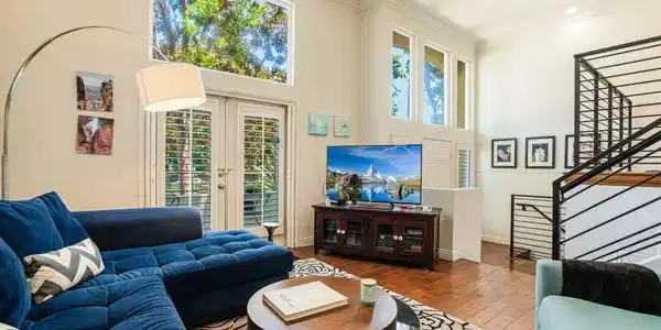 13200 Pacific Promenade