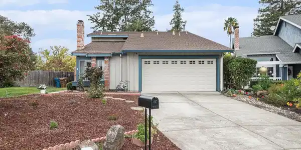 282 Coldsprings Ct