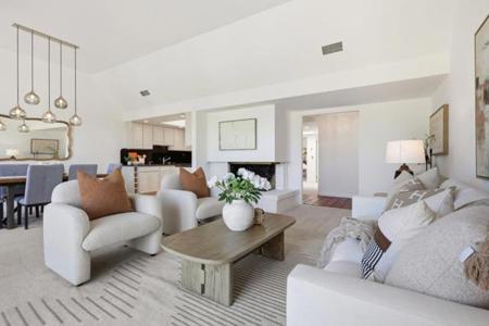 17 Rinconada Circle