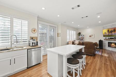3033 Rancho La Presa