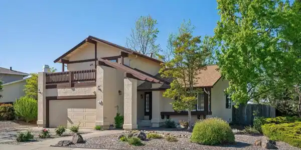 211 Meadowlark Way