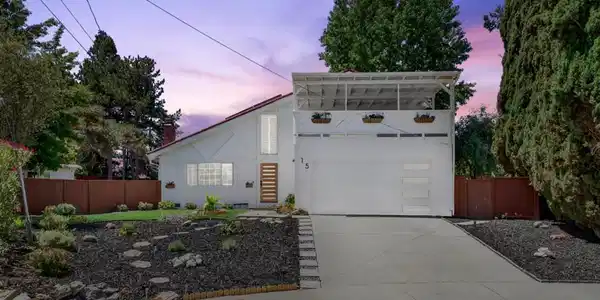 15 Norse Court