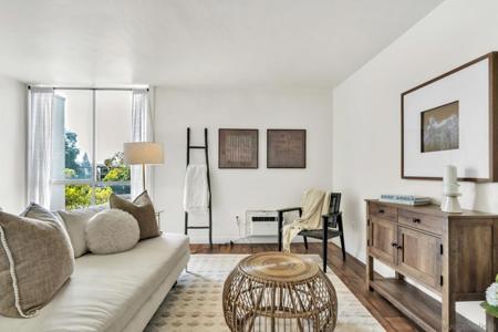 3050 Rue D'Orleans