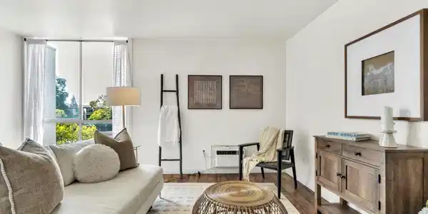 3050 Rue D'Orleans