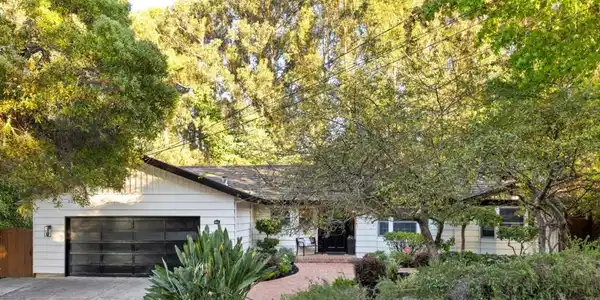 3611 Kingridge Drive
