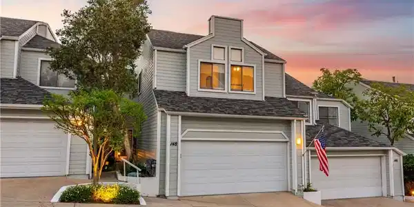 1150 W Capitol