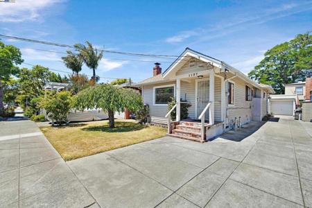 1137 Post St