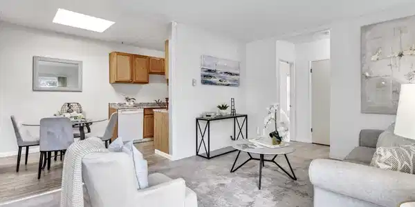 952 Mission Rd