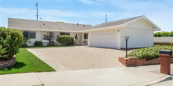 28231 Trailriders Drive