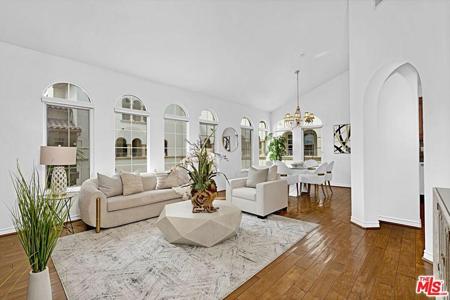 5935 Playa Vista Drive