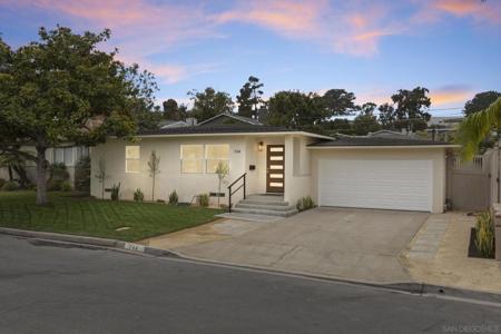 744 Catalina Blvd
