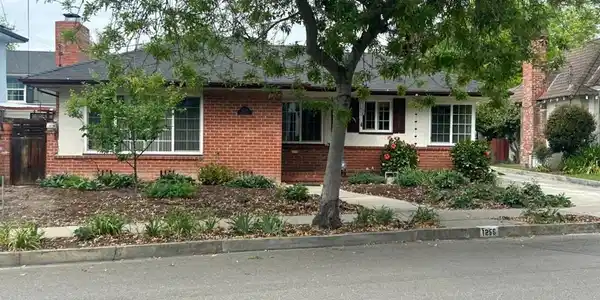 1256 Glen Drive