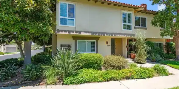 2214 Vista Hogar