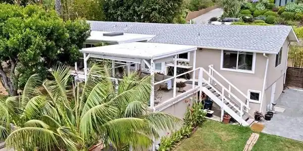 1570 Burgundy Road