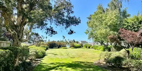 1026 SHORELINE Drive