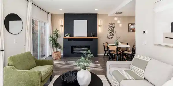 2349 Altisma Way