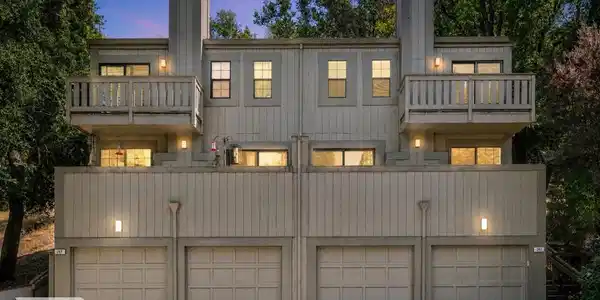 261 Redhawk Rd