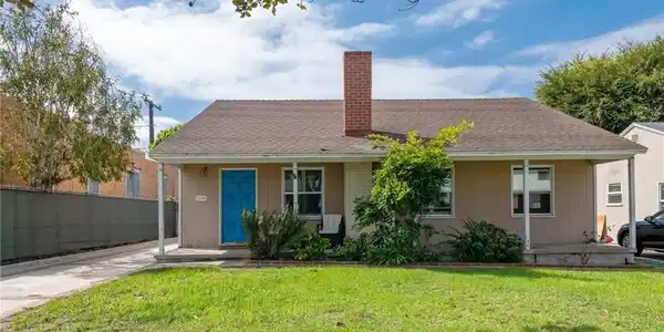 1209 S Helberta