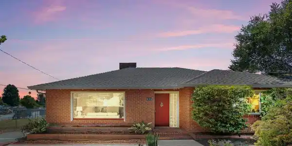 656 Prospect
