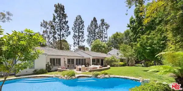1716 Westridge Road