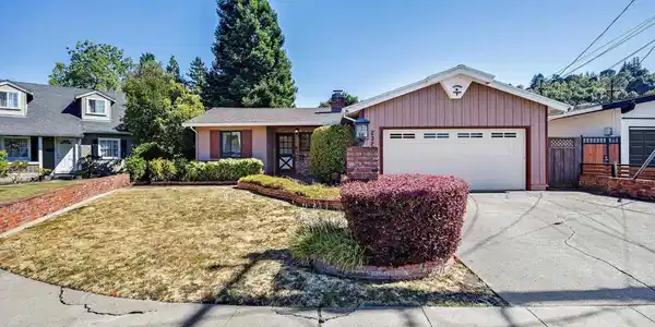 2324 Dolores Ct