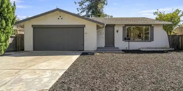 460 Collinwood Court