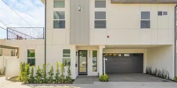 2407 Perkins Ln