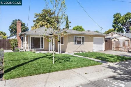 17277 Via Alamitos