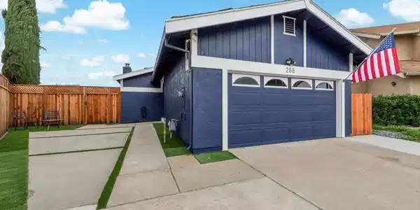 288 Cashew Ln