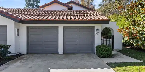 3428 Voyager Cir