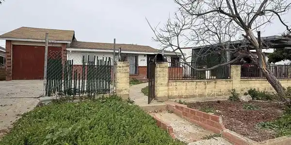 4162 Delta St