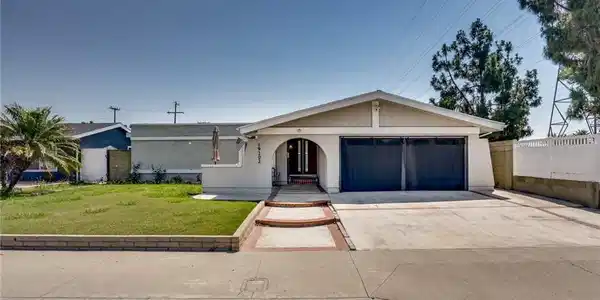 19202 Hickory Lane