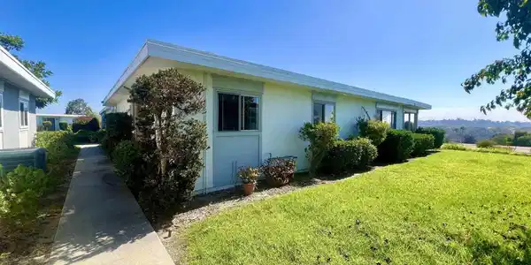 3747 Vista Campana S