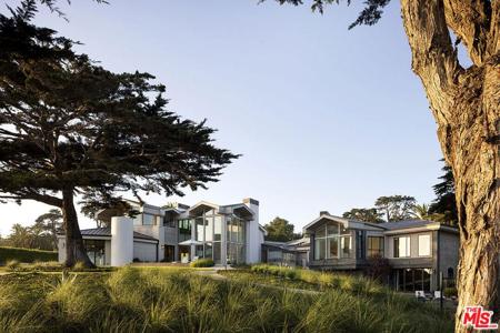 4145 Creciente Drive