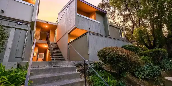 1333 N Camino Alto