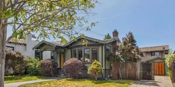 1242 Hopkins St.