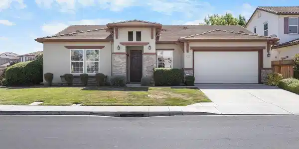 1305 Tuolumne Way
